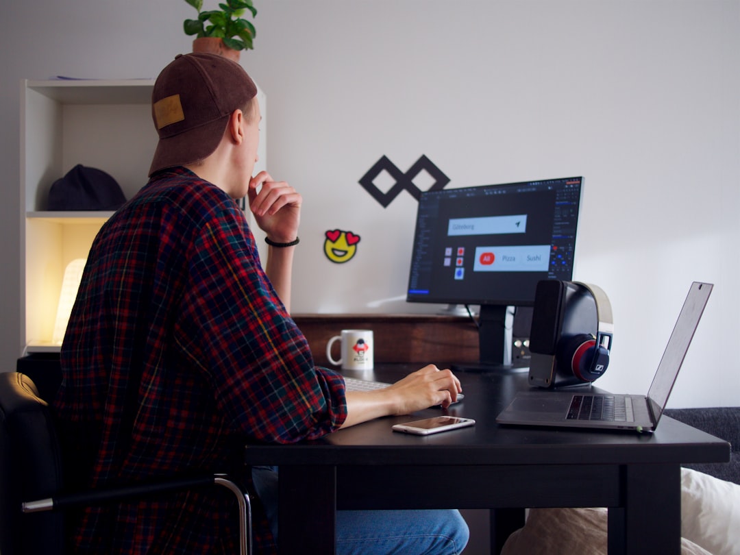 How to Choose a Web Designer for a Small Business in South Africa